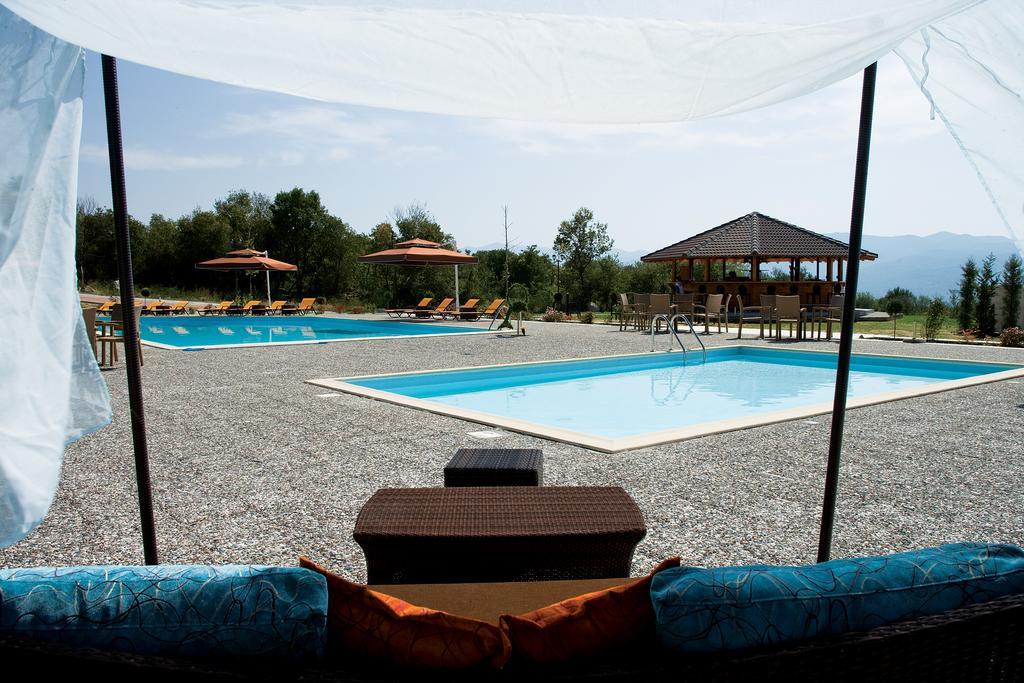 Refanidis Natural Luxury Hotel Áno Poróïa Esterno foto